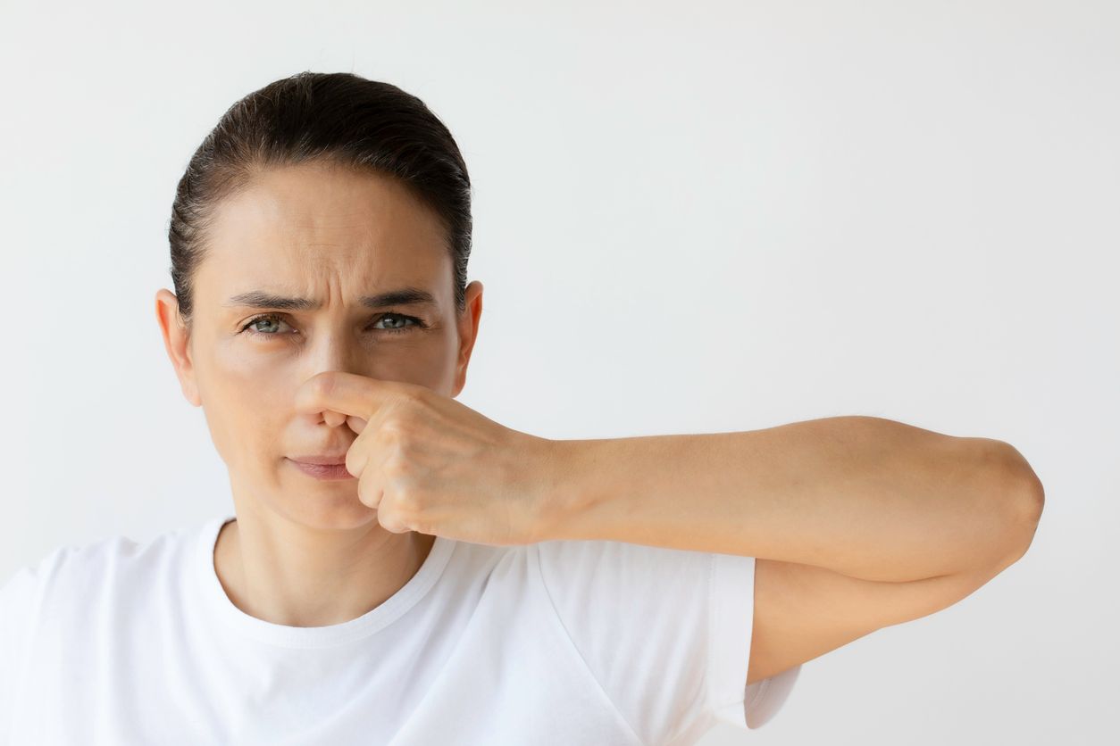  專家助你擺脫反覆嘅皮膚敏感粒粒！