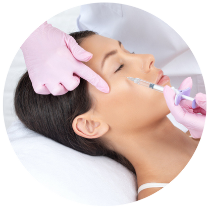 頭髮不明顯稀疏的人士