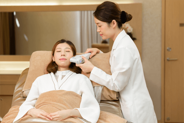進行 Ultherapy 療程