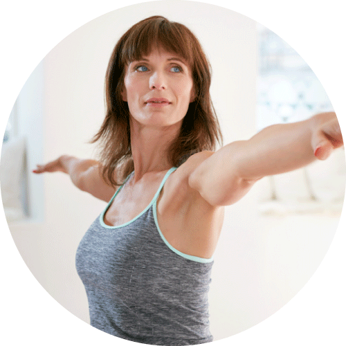 瘦背運動1：雙手向外展開