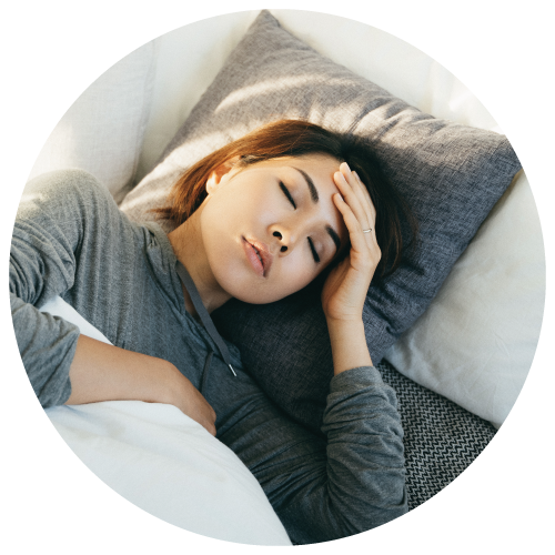 接近全禿的人士